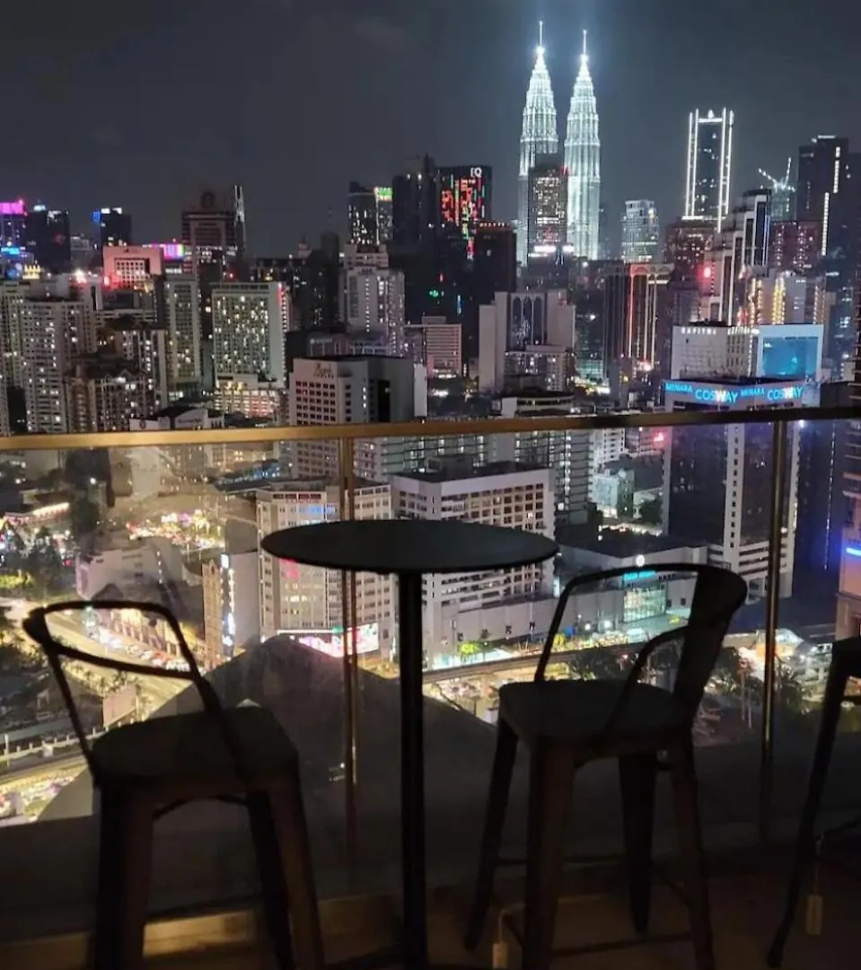 Beachtime 2Br With Klcc View & Infinity Pool Kuala Lumpur Malaysia