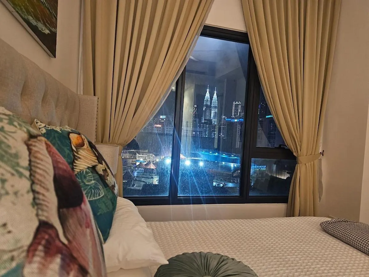 Apartment Beachtime 2Br With Klcc View & Infinity Pool Kuala Lumpur